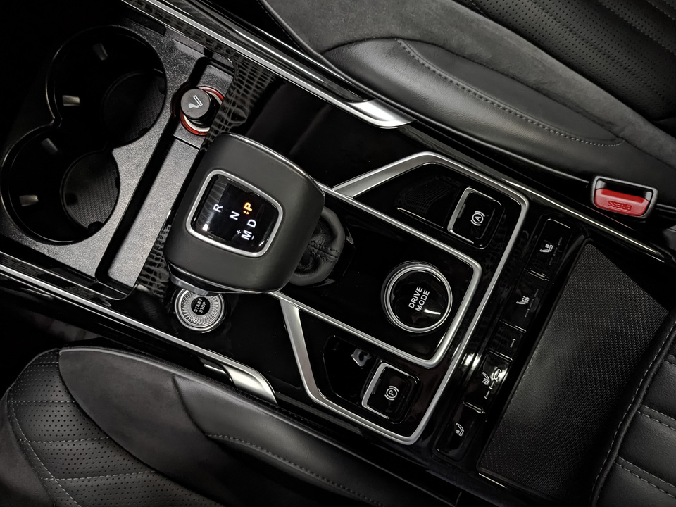 Фото Hongqi HS5 с пробегом 17 294 км