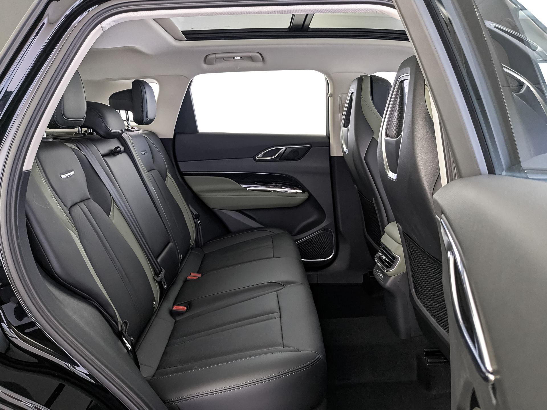 Фото Hongqi HS3 Comfort 1.5Т/156 7RT FWD