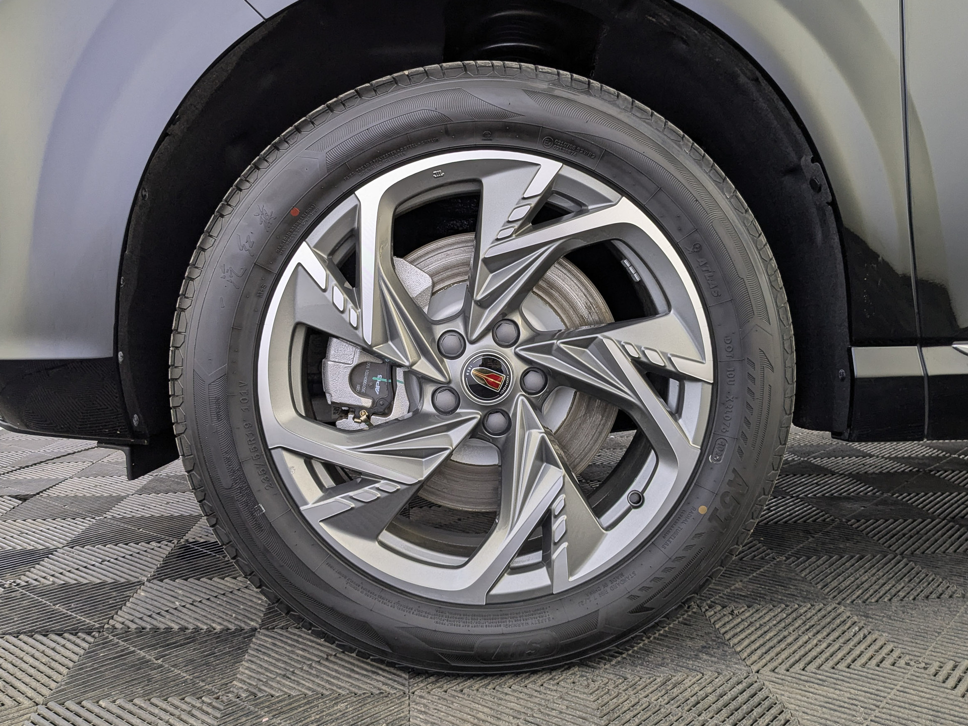 Фото Hongqi HS3 Comfort 1.5Т/156 7RT FWD