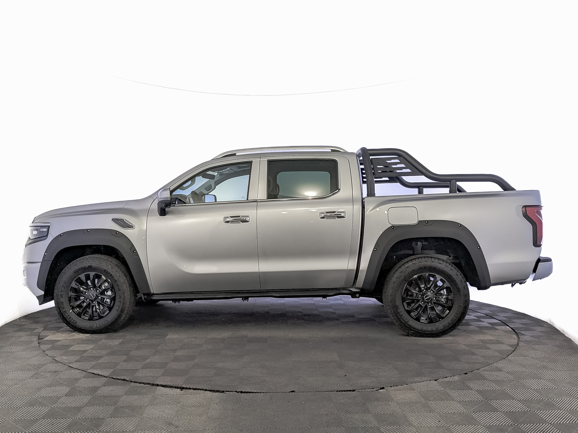 Фото Foton Tunland V9 Prestige 2.0TD/159 8АT 4WD