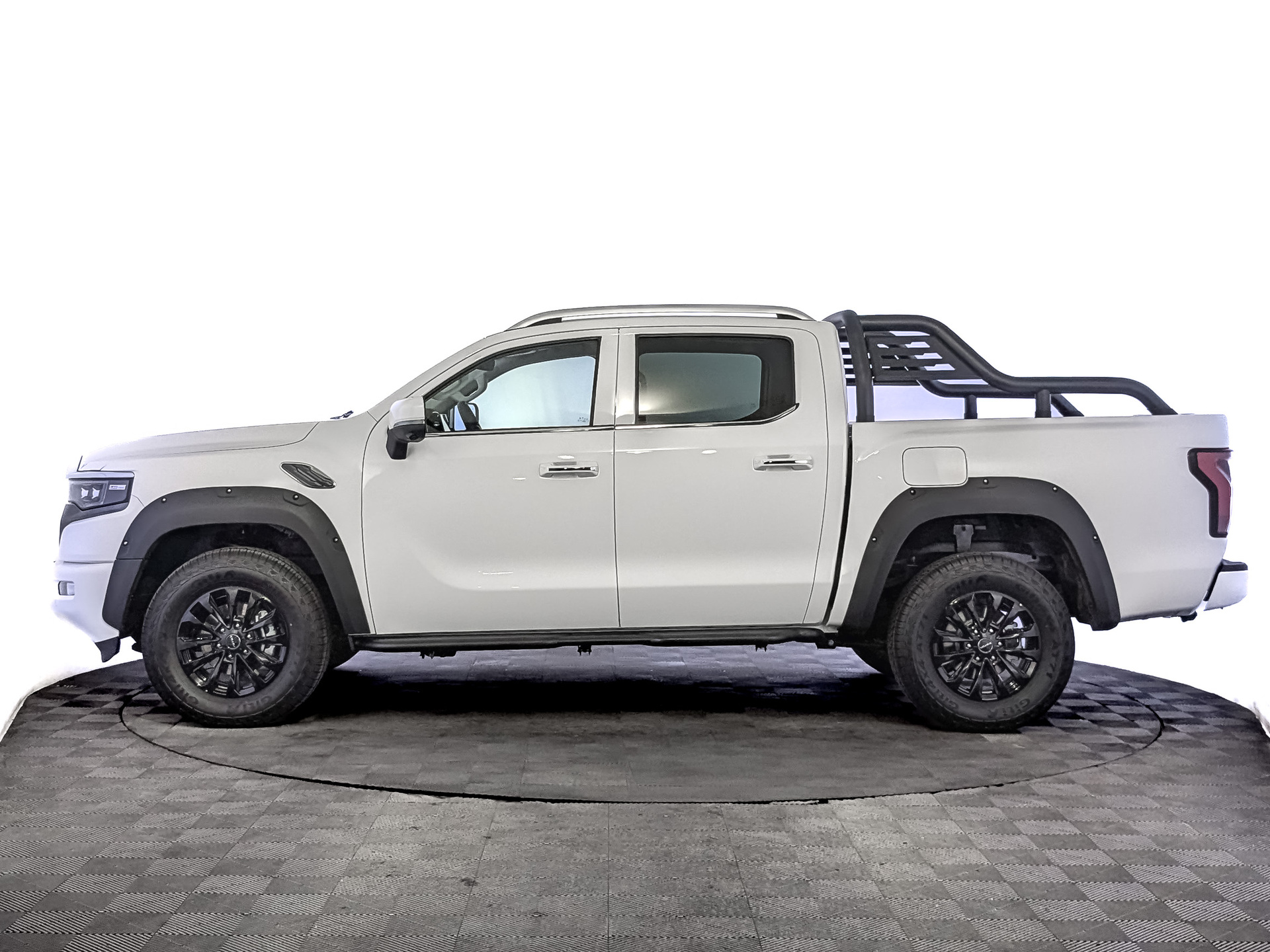 Фото Foton Tunland V9 Prestige 2.0TD/159 8АT 4WD