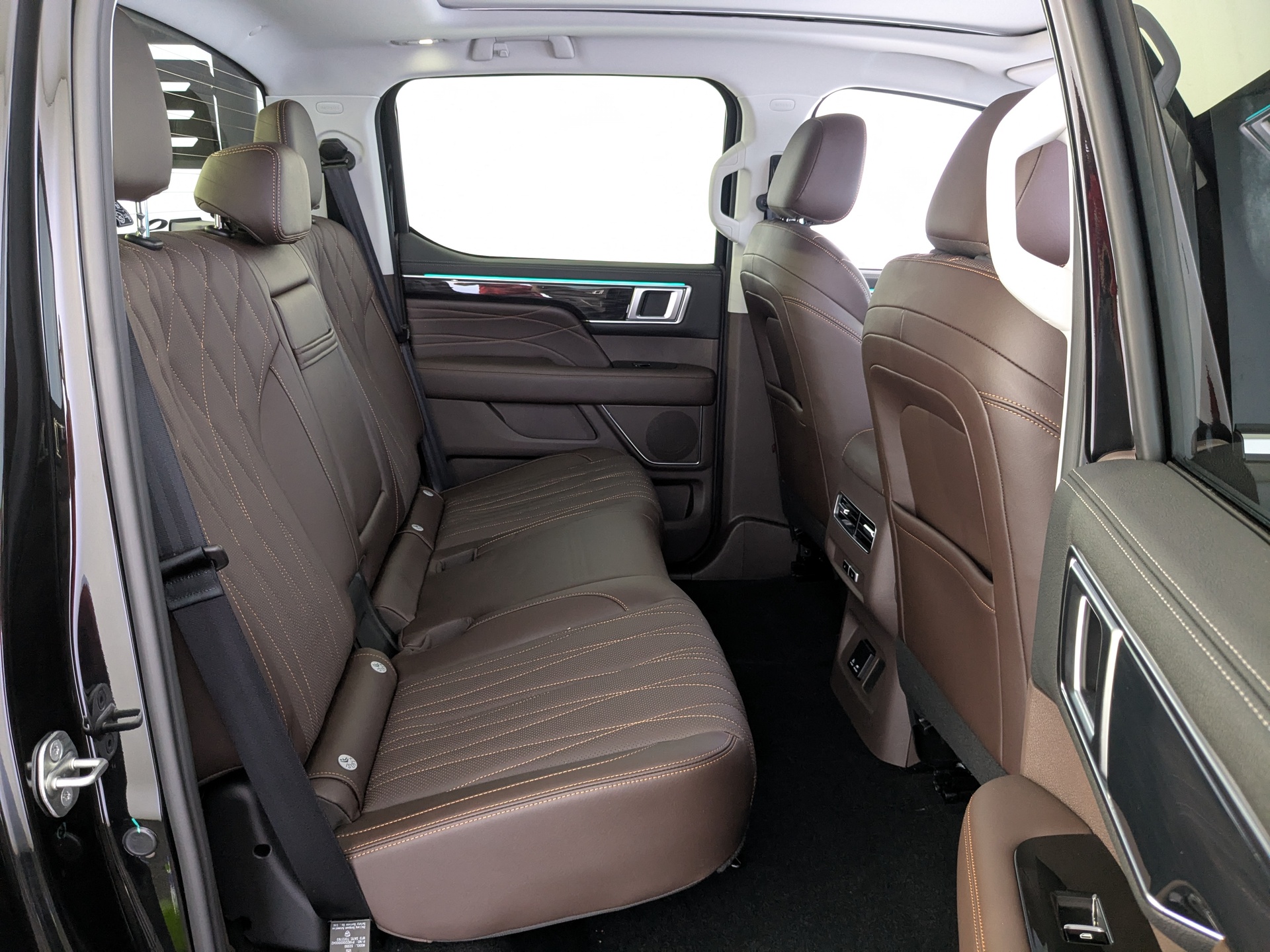 Фото Foton Tunland V9 Prestige 2.0TD/159 8АT 4WD