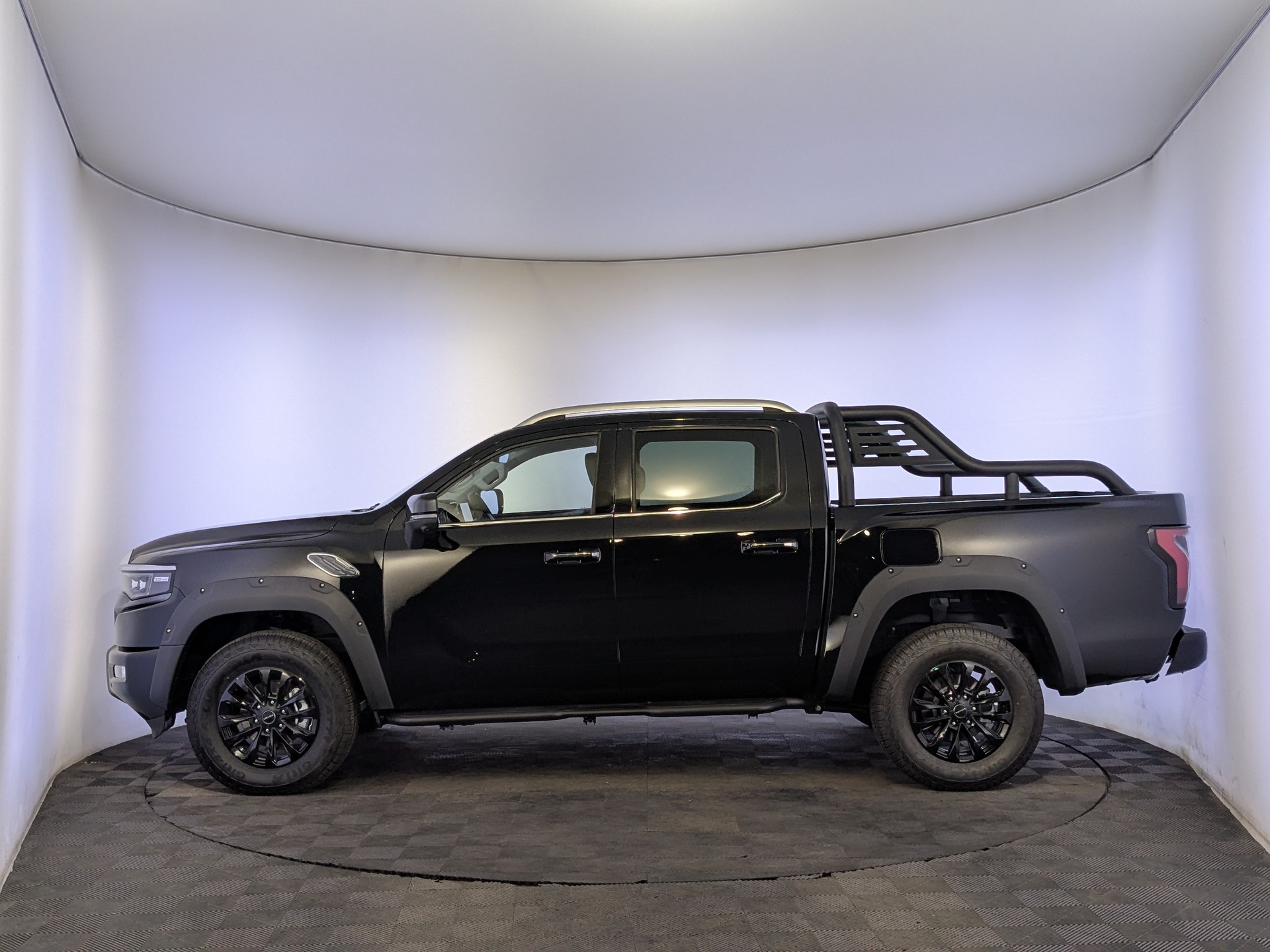 Фото Foton Tunland V9 Prestige 2.0TD/159 8АT 4WD