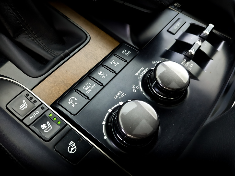 Фото Lexus LX с пробегом 104729 км