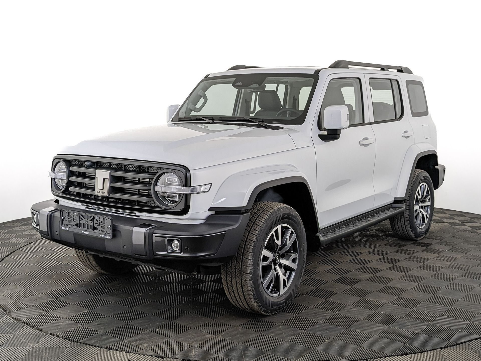 Фото Tank 300 Сити Драйв (City Adventure) 2.0T/218 8AT 4WD
