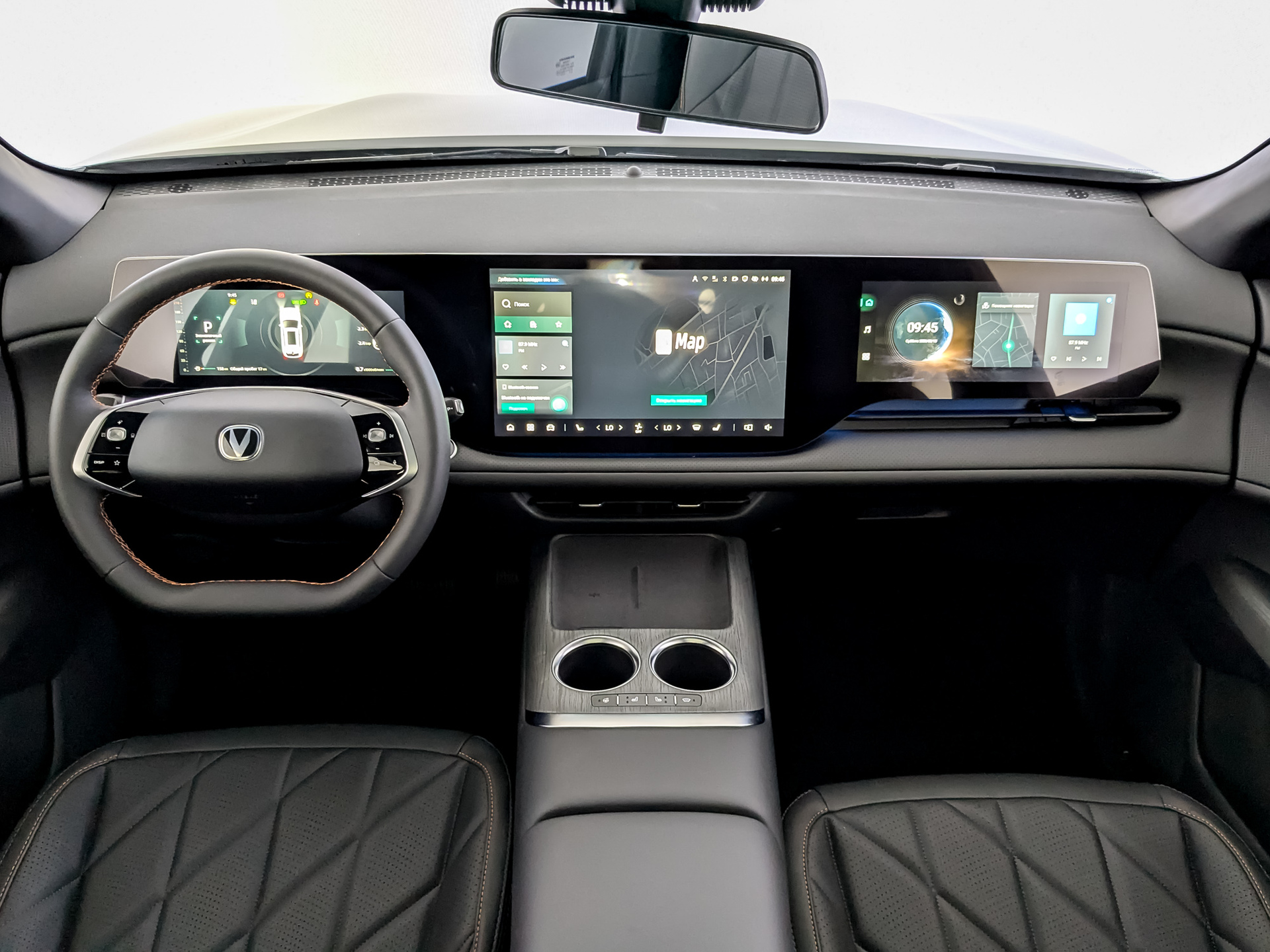 Фото Changan CS75 Plus IV Люкс 2.0T/235 8AT Полный привод