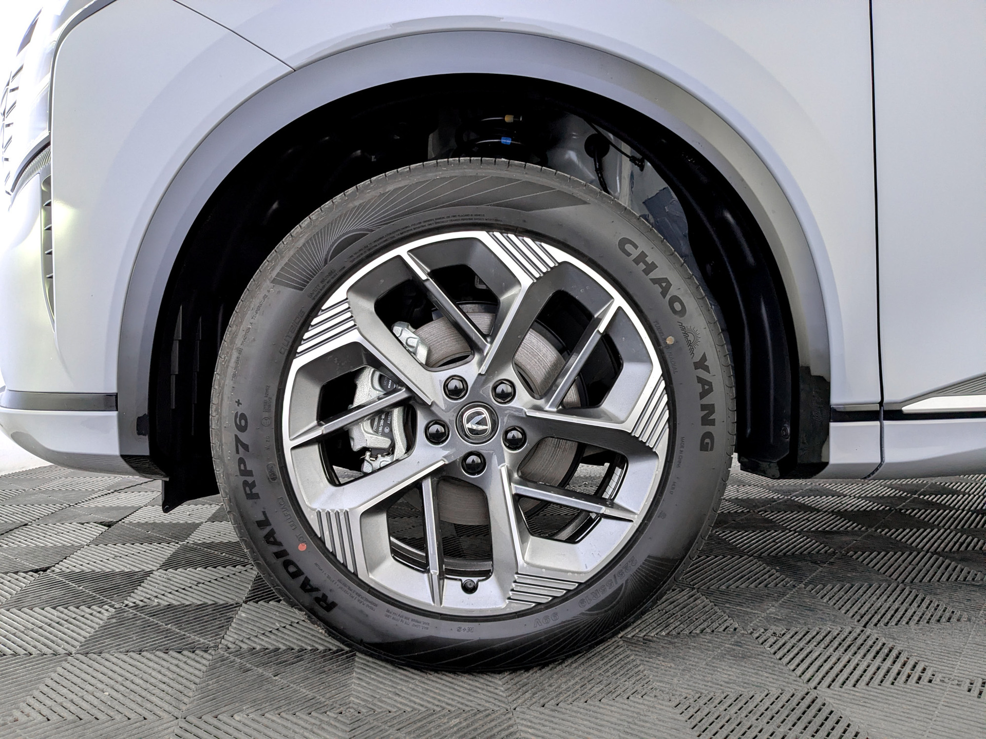 Фото Changan CS75 Plus IV Люкс 2.0T/235 8AT Полный привод