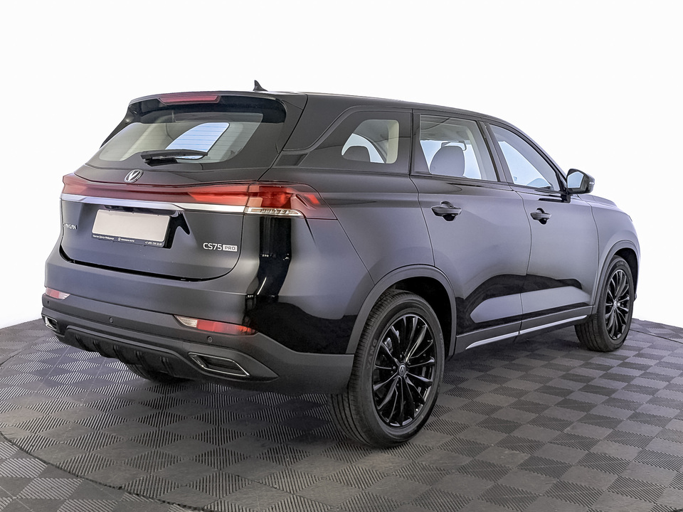 Changan CS75 Pro Комфорт 1.5T/181 7RT Передний привод 5 мест