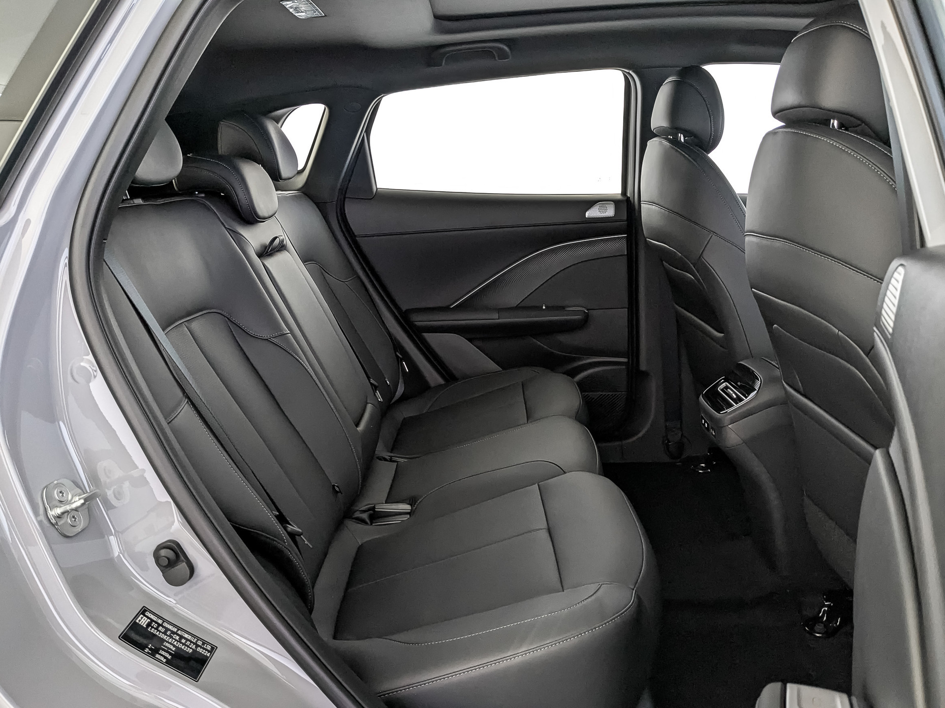 Фото Changan UNI-S Техно 1.5T/181 7RT Полный привод