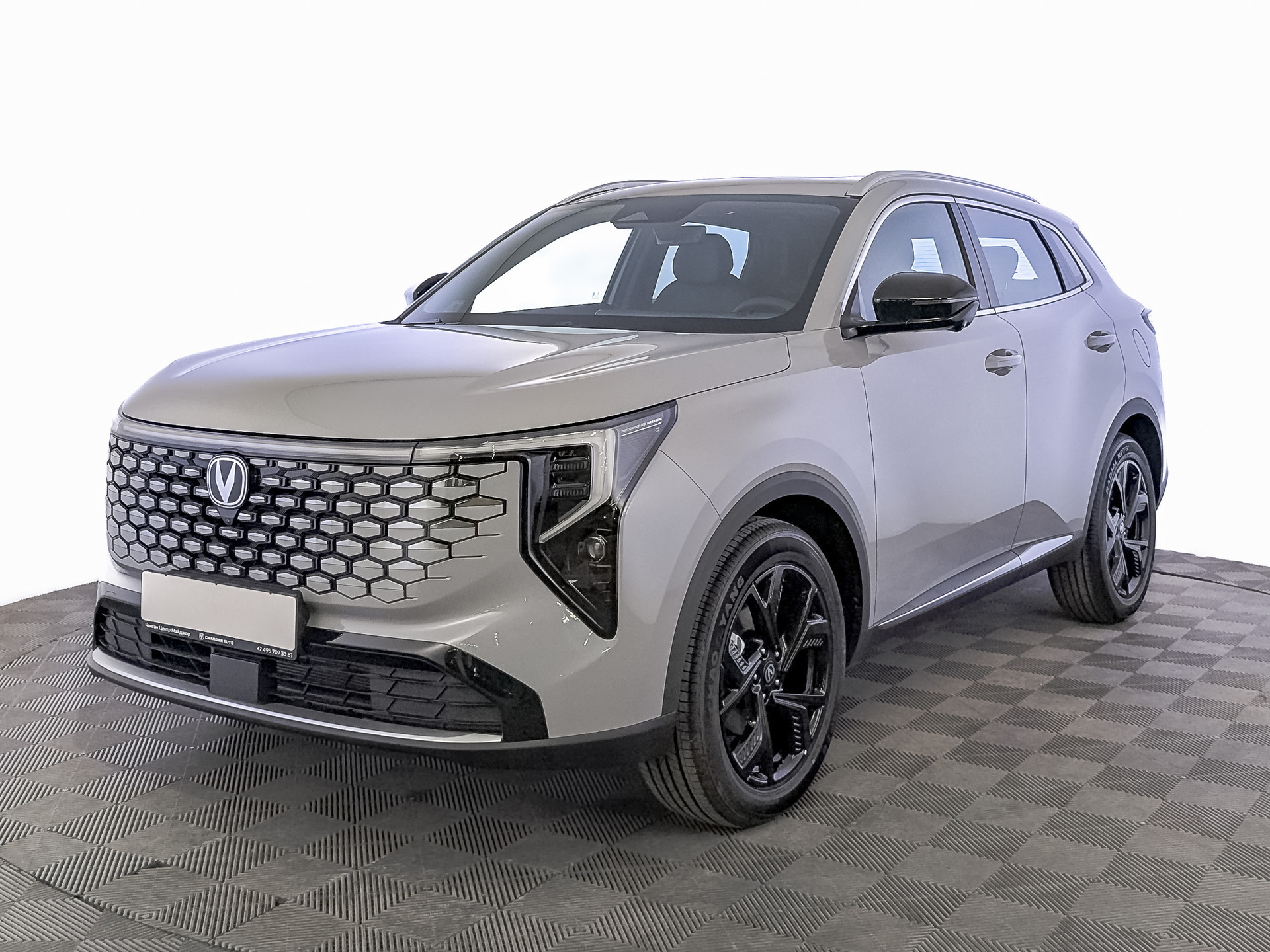 Фото Changan UNI-S Техно 1.5T/181 7RT Полный привод