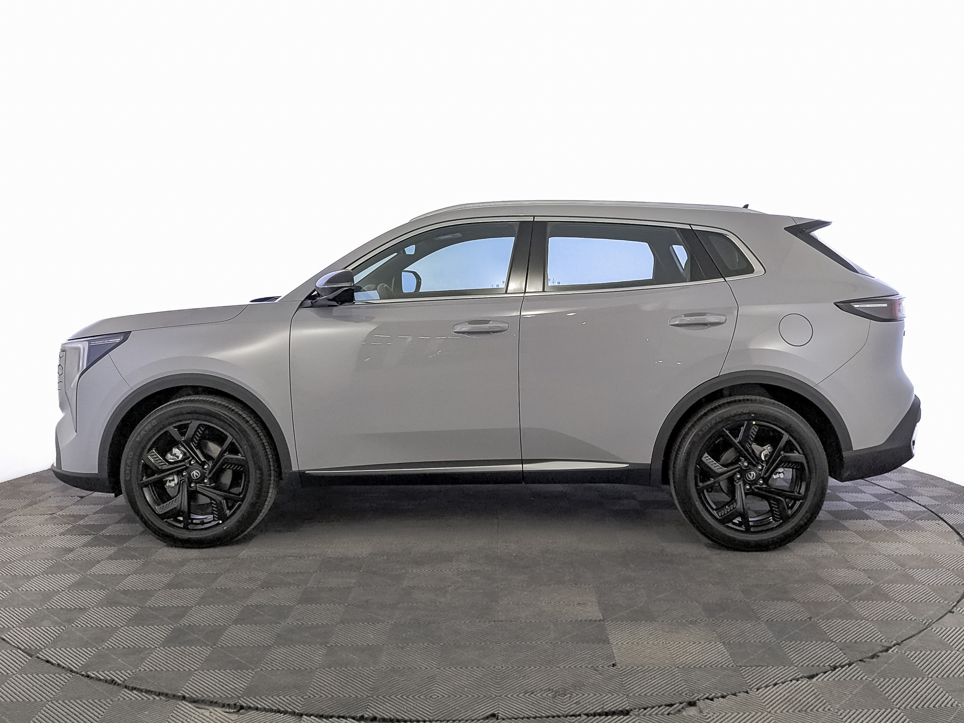 Фото Changan UNI-S Техно 1.5T/181 7RT Полный привод