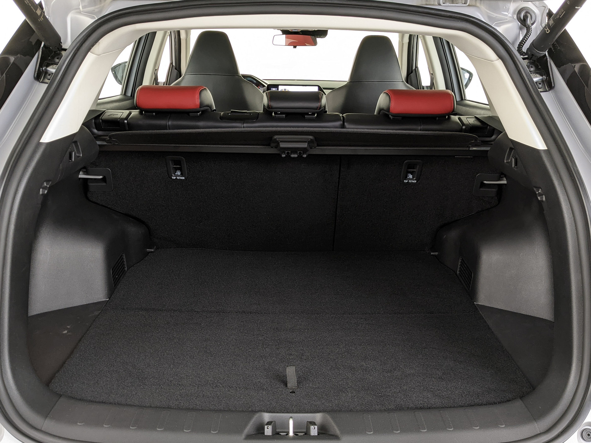 Фото Changan UNI-S Техно 1.5T/181 7RT Передний привод