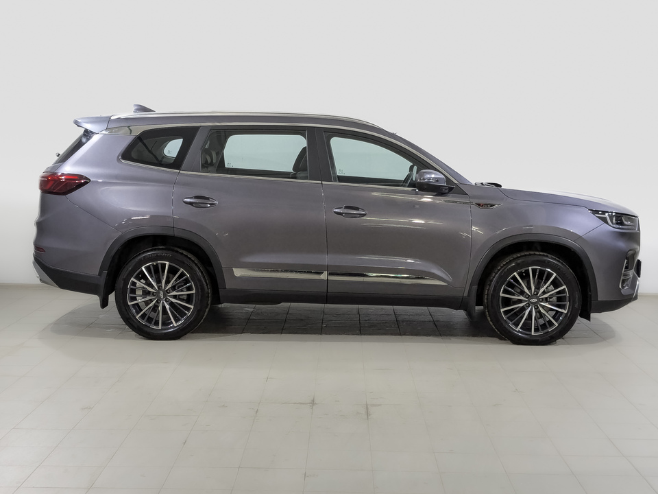 Фото Chery Tiggo 8 Pro с пробегом 8500 км