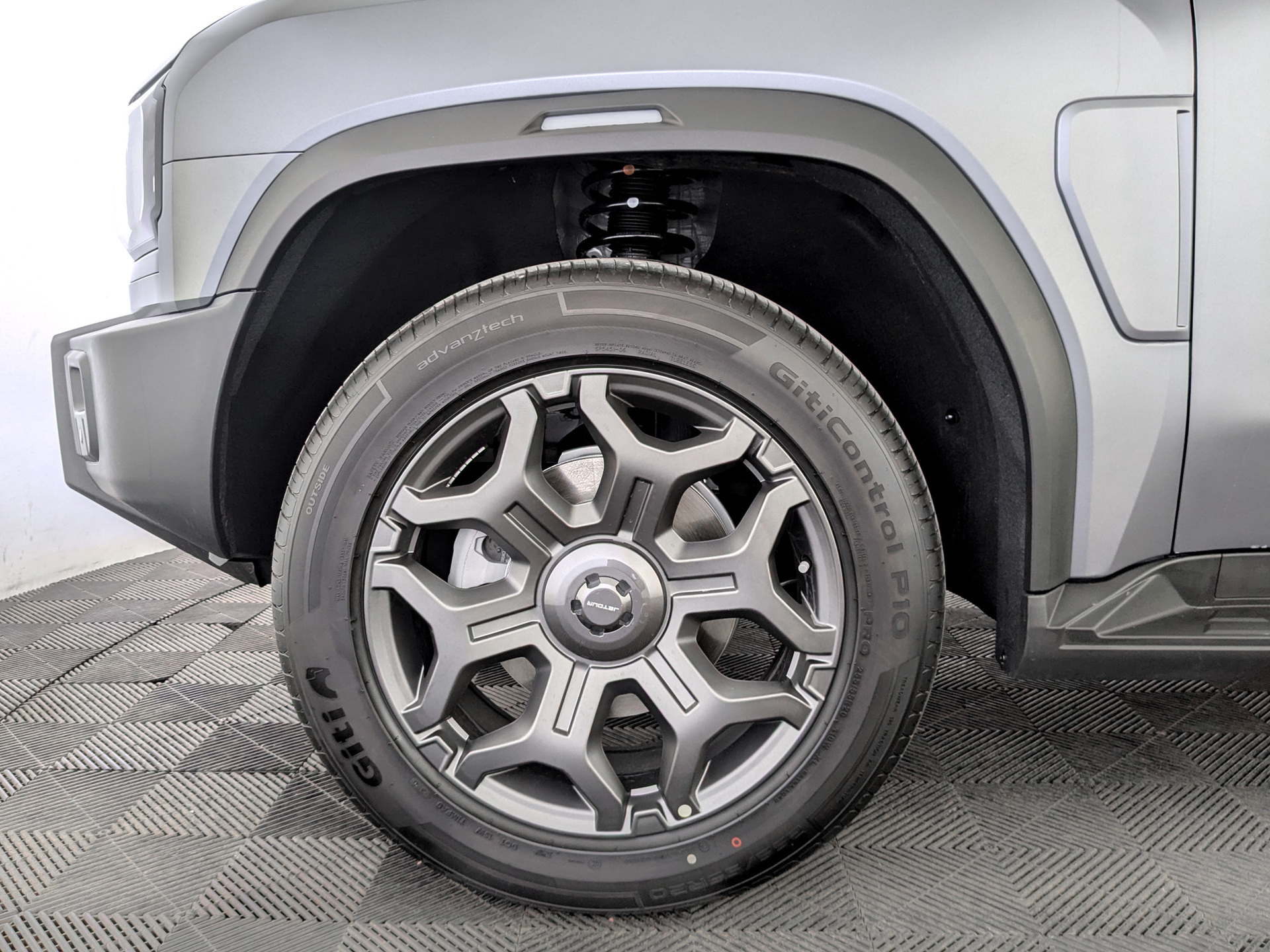 Фото Jetour T2 Премиум (Discovery) 2.0T/245 8AT 4WD