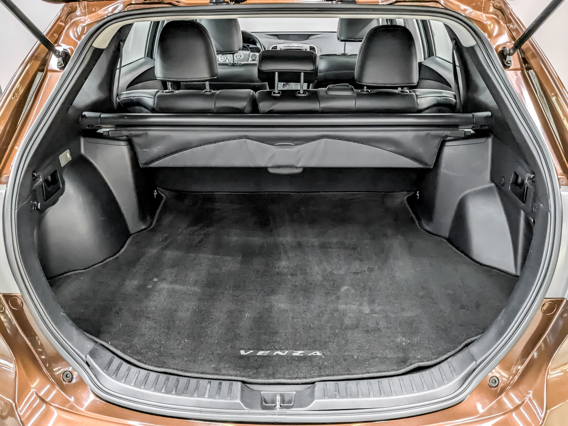 TOYOTA Venza 2.70 (185 л.с), автомат, 2014, пробег 150 175 км
