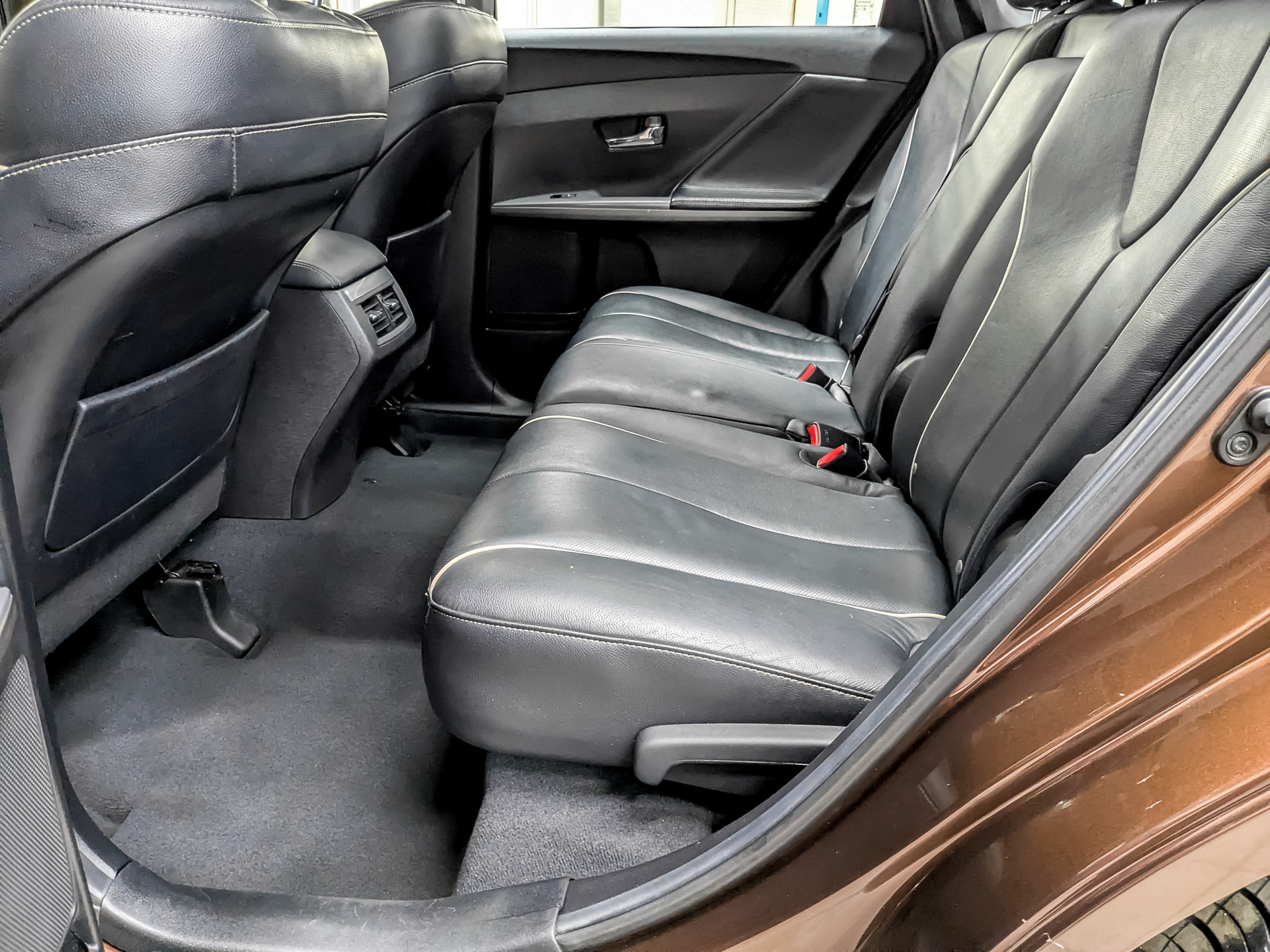 TOYOTA Venza 2.70 (185 л.с), автомат, 2014, пробег 150 175 км