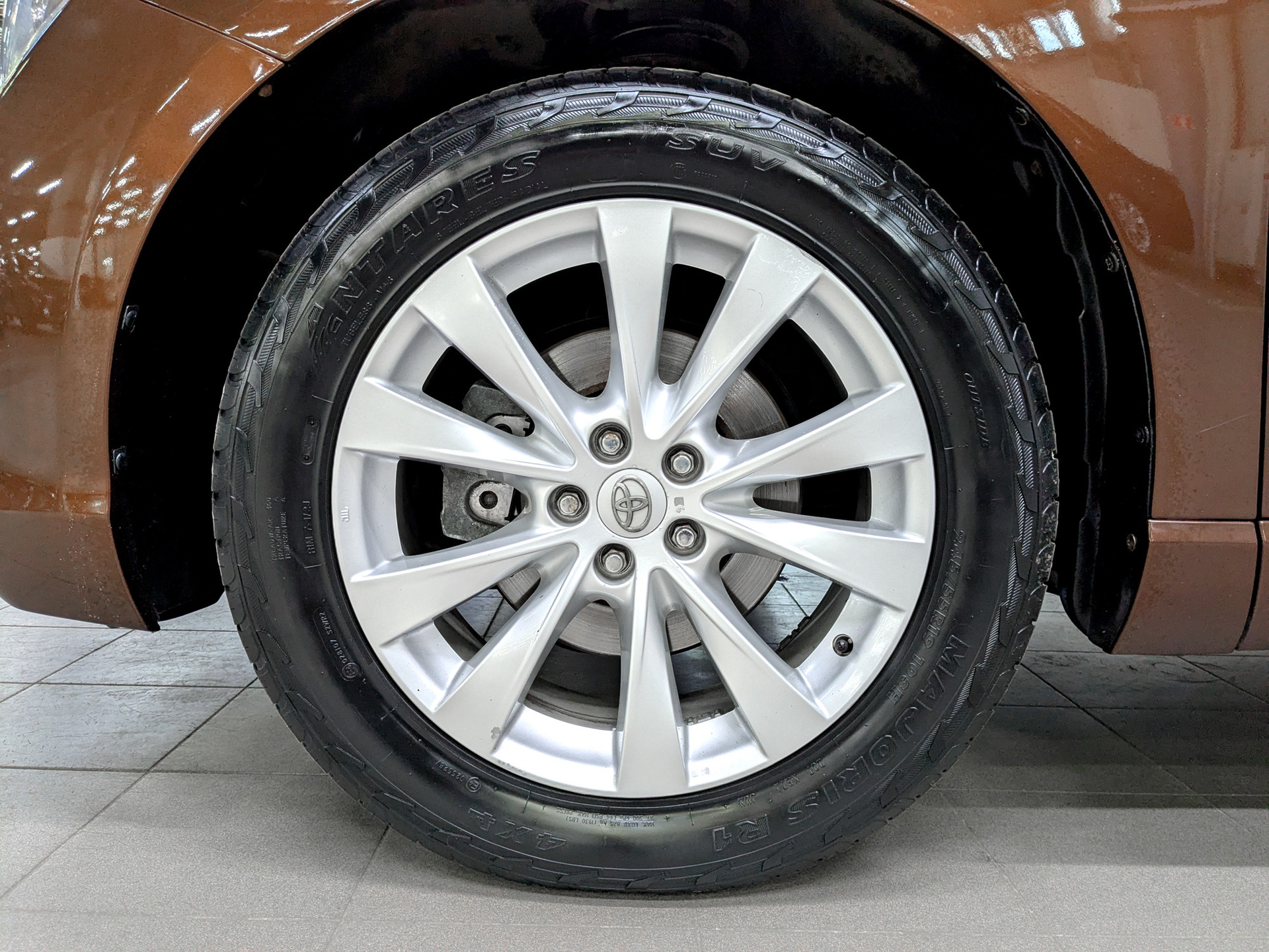 TOYOTA Venza 2.70 (185 л.с), автомат, 2014, пробег 150 175 км