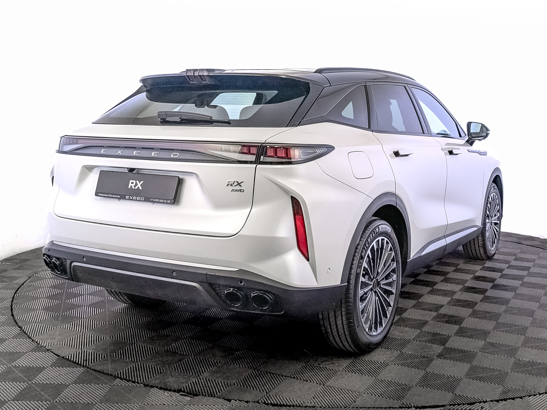 Фото Exeed RX Flagship 2.0T/249 8AT 4WD