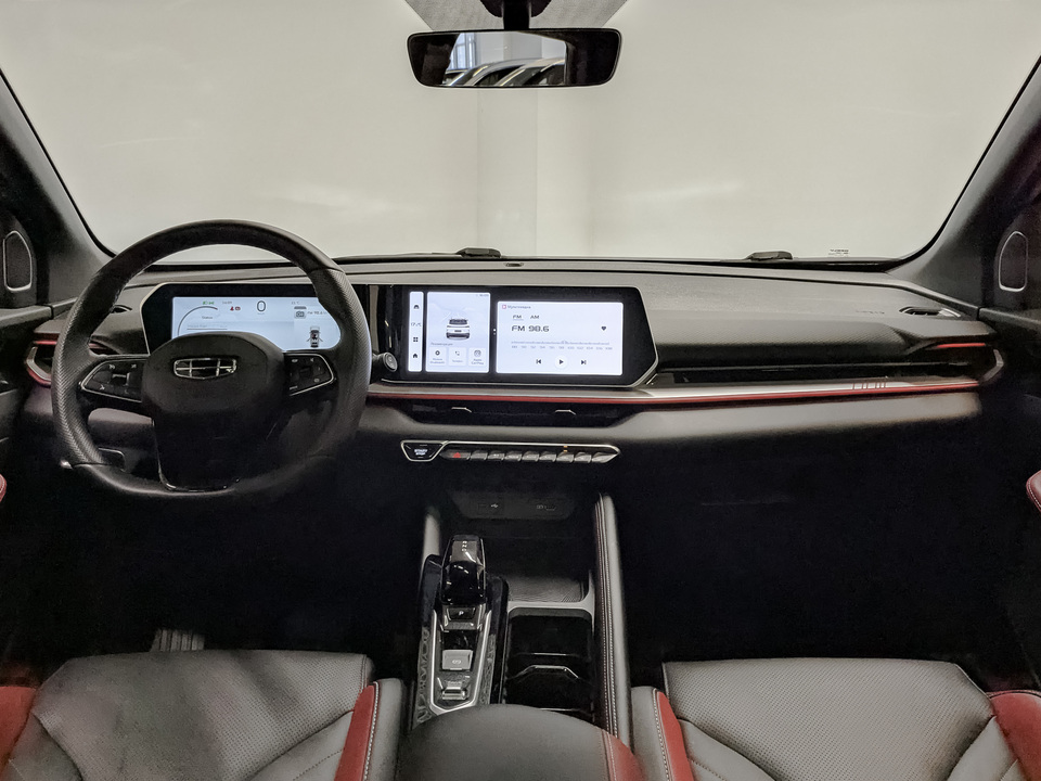 Фото Geely Coolray с пробегом 38 078 км