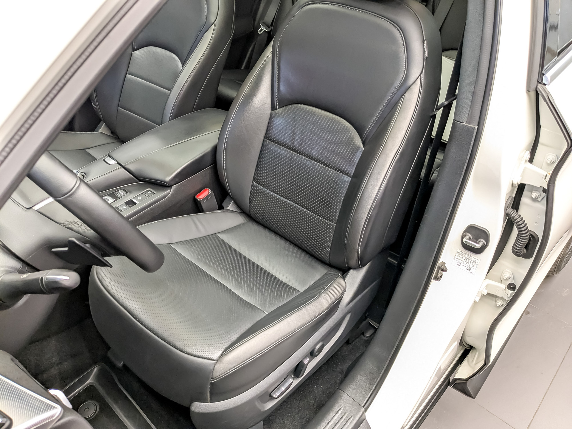INFINITI QX50 2.00 (249 л.с), автомат, 2019, пробег 103 626 км