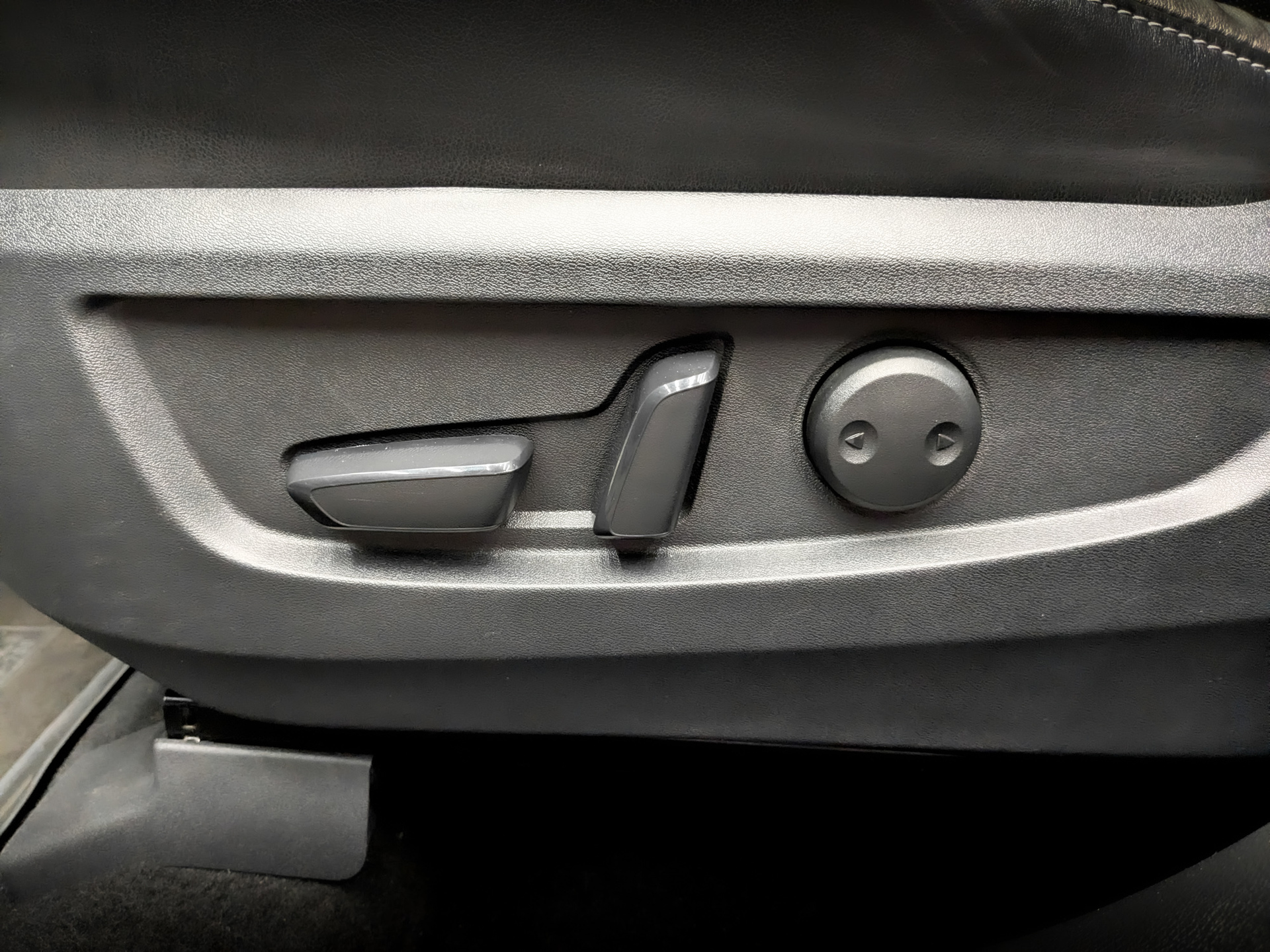 INFINITI QX50 2.00 (249 л.с), автомат, 2019, пробег 103 626 км