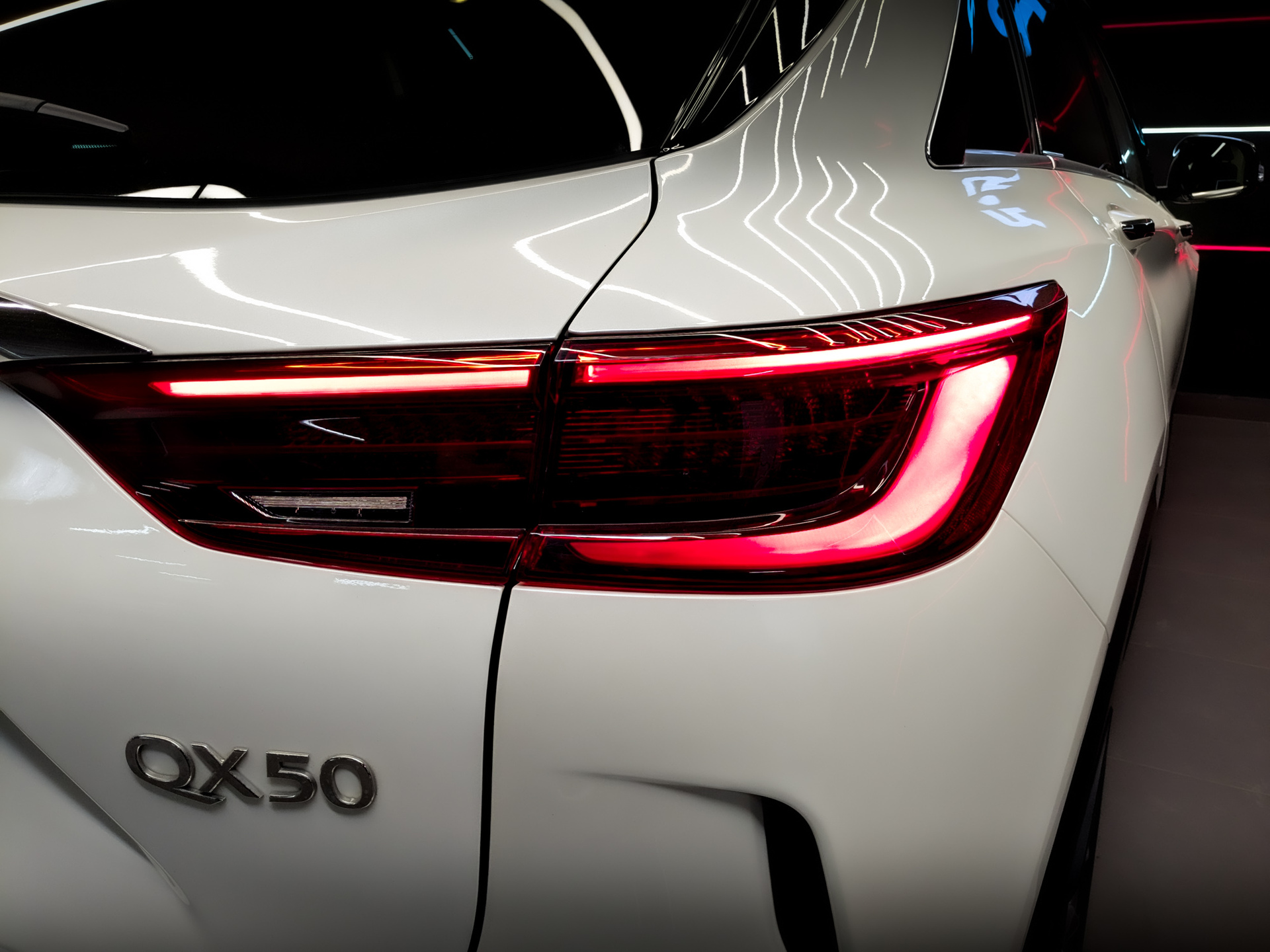 INFINITI QX50 2.00 (249 л.с), автомат, 2019, пробег 103 626 км