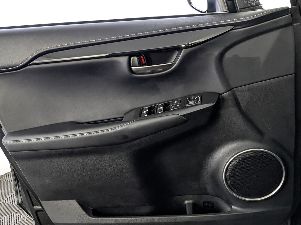 Фото Lexus NX с пробегом 135995 км