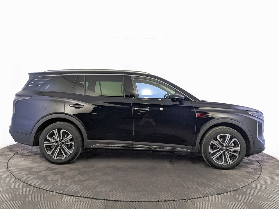 Hongqi HS7 Executive 2.0T/245 8AT 4WD