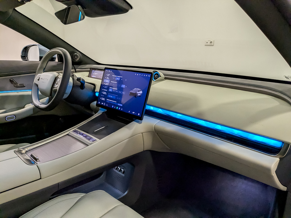Фото Exlantix ES с пробегом 17240 км