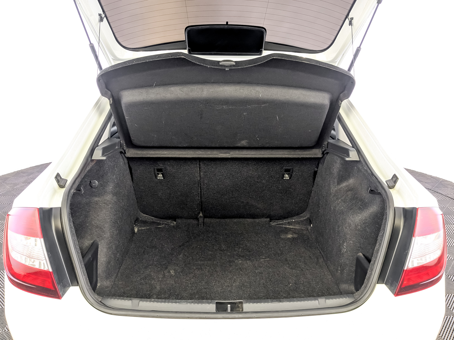 SKODA Rapid 1.60 (110 л.с), автомат, 2019, пробег 134 689 км