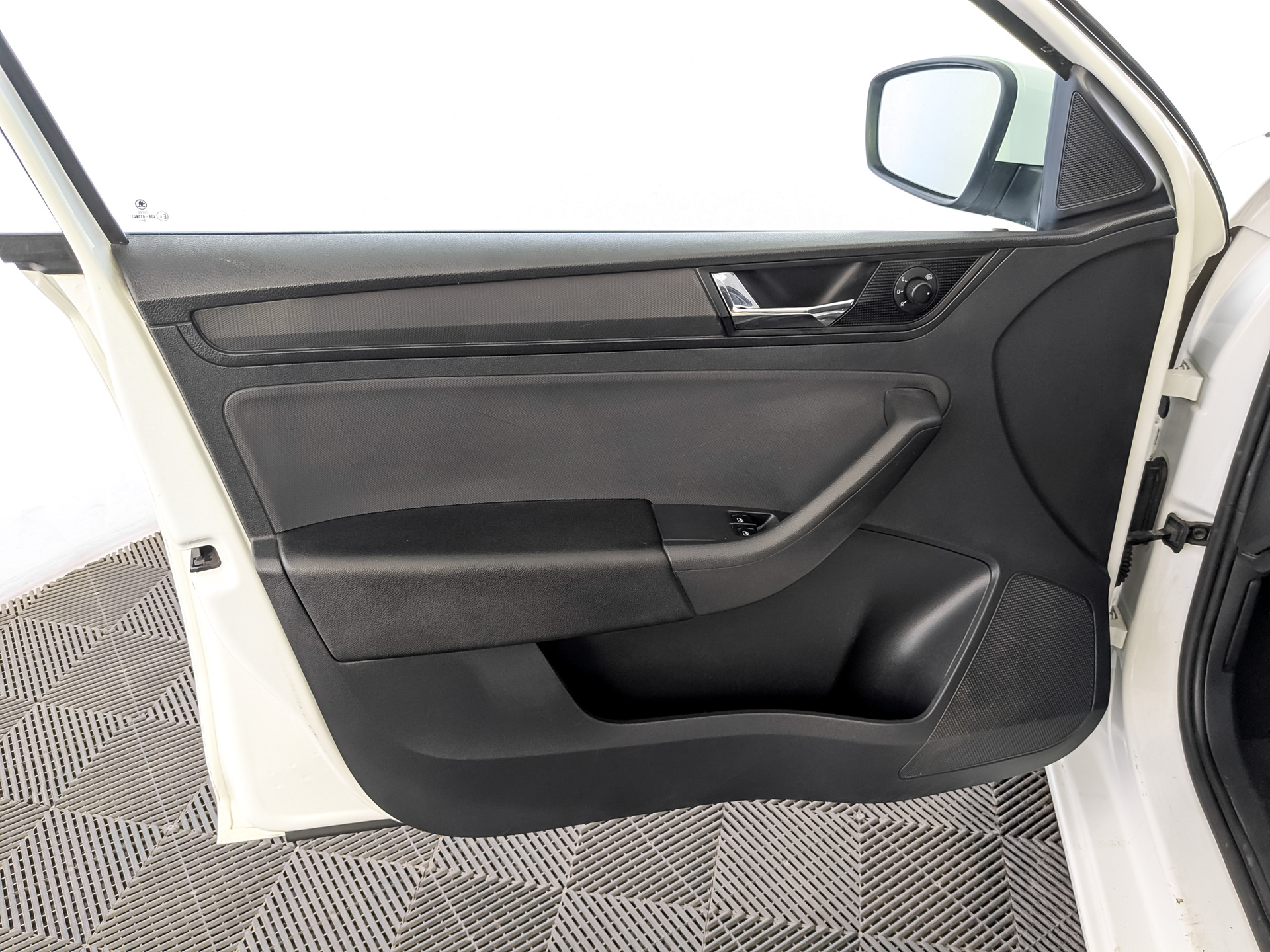 SKODA Rapid 1.60 (110 л.с), автомат, 2019, пробег 134 689 км
