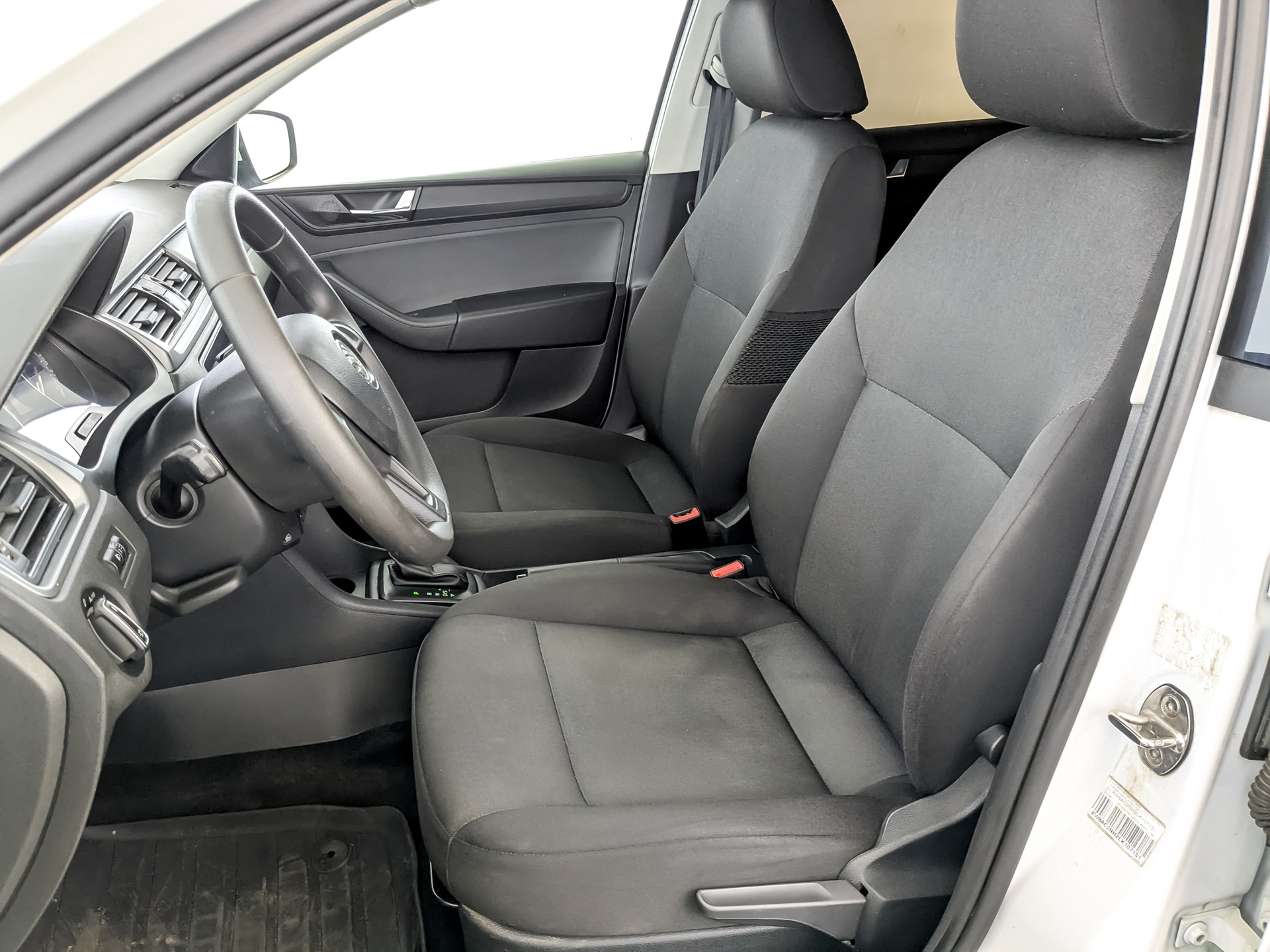 SKODA Rapid 1.60 (110 л.с), автомат, 2019, пробег 134 689 км