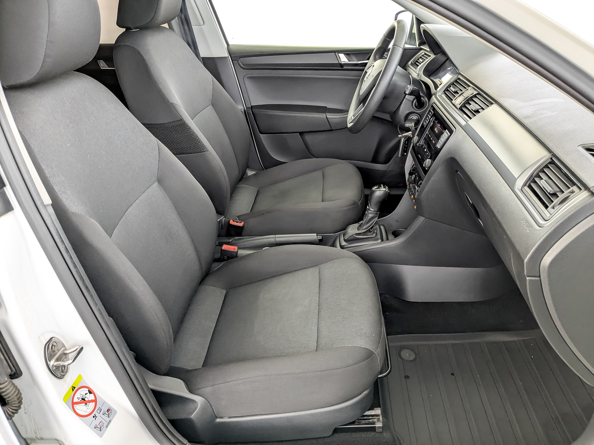 SKODA Rapid 1.60 (110 л.с), автомат, 2019, пробег 134 689 км