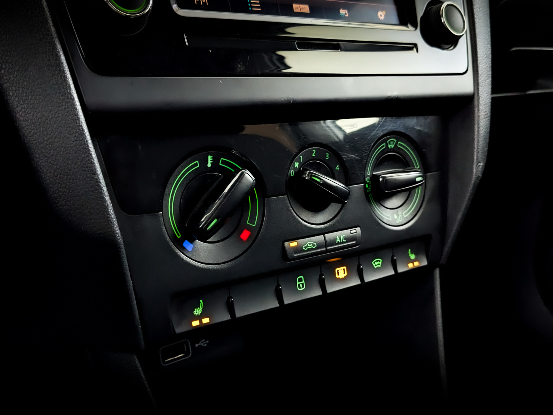 SKODA Rapid 1.60 (110 л.с), автомат, 2019, пробег 134 689 км