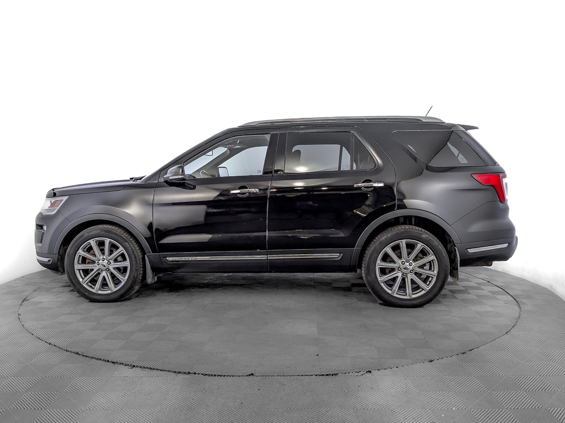 FORD Explorer 3.50 (249 л.с), автомат, 2018, пробег 212 530 км