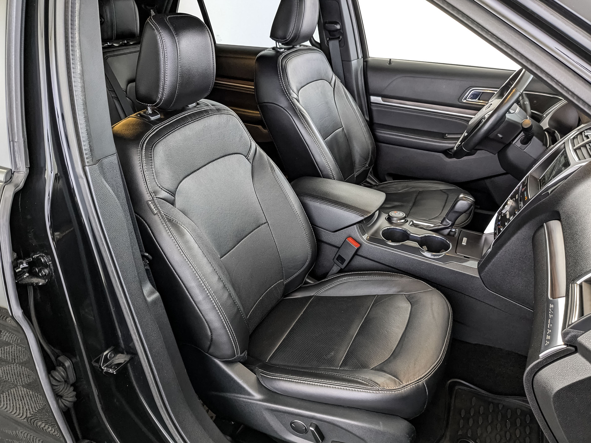 FORD Explorer 3.50 (249 л.с), автомат, 2018, пробег 212 530 км