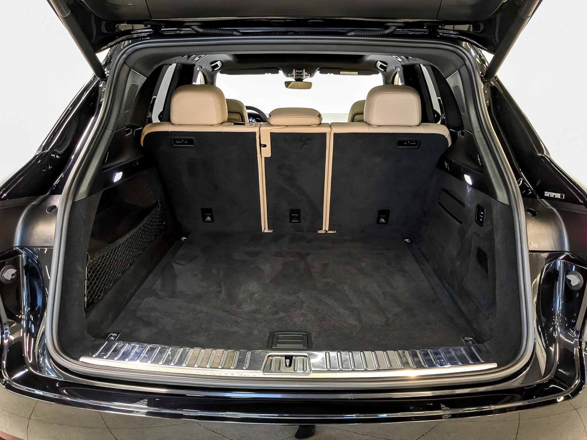 PORSCHE Cayenne 3.00 (340 л.с), автомат, 2021, пробег 95 374 км