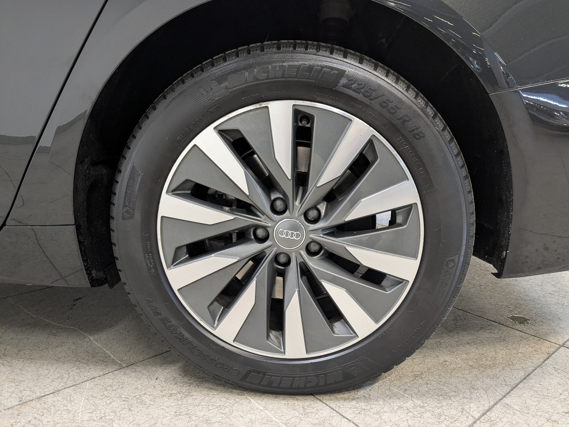 AUDI A6 2.00 (245 л.с), автомат, 2019, пробег 89 838 км