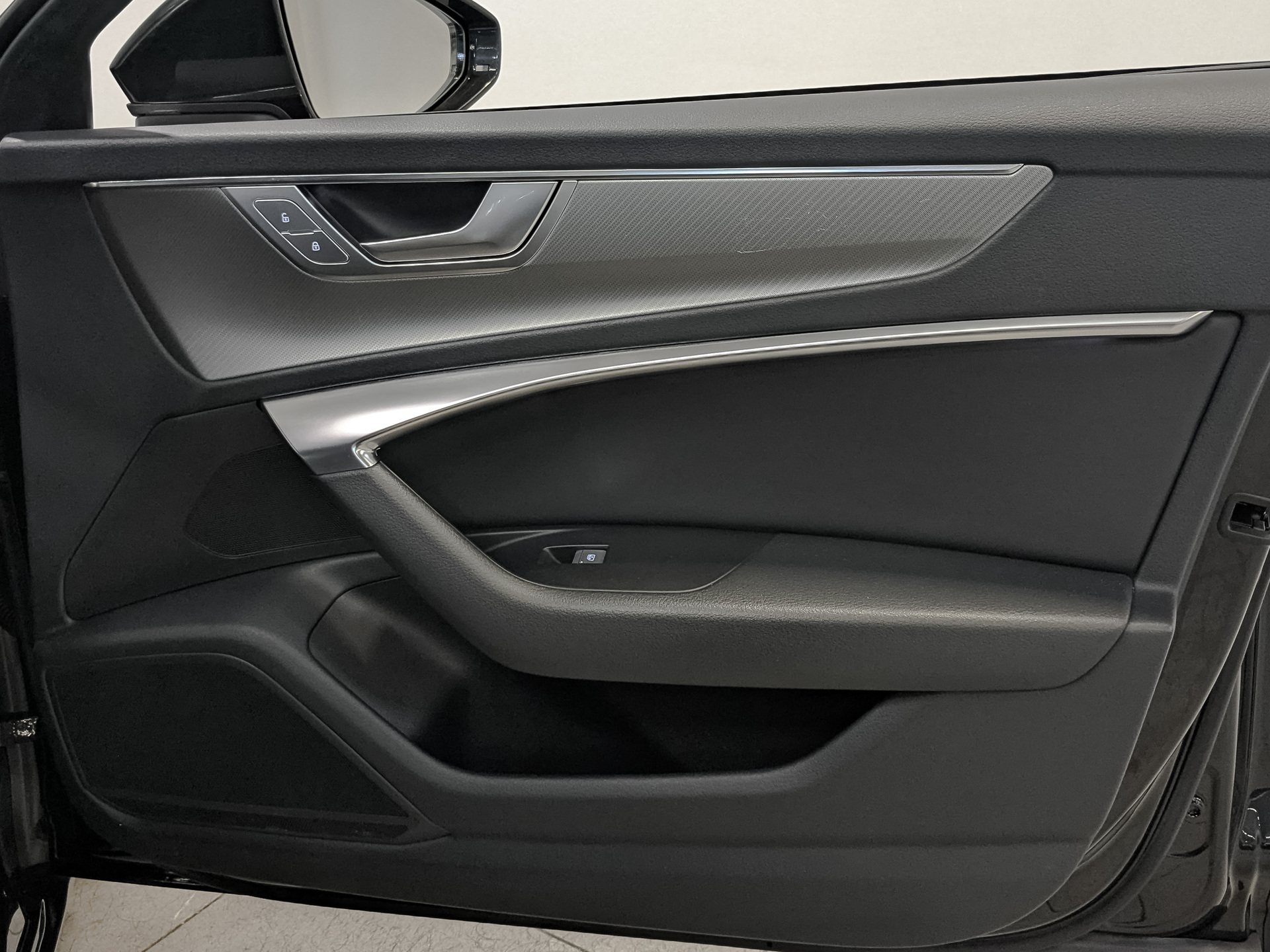 AUDI A6 2.00 (245 л.с), автомат, 2019, пробег 89 838 км