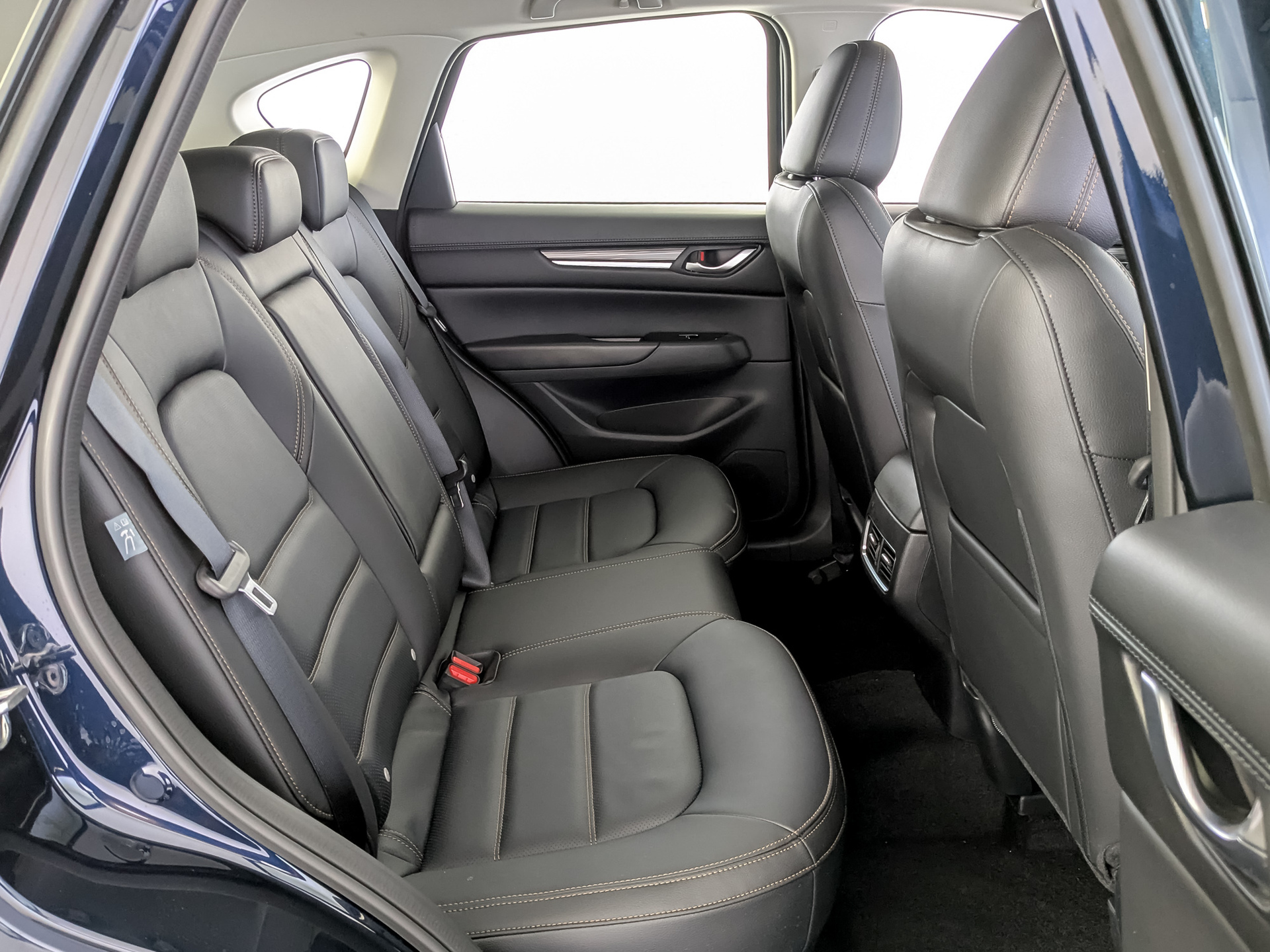 Фото Mazda CX-5 Supreme 2.0L/155 6AT 2WD