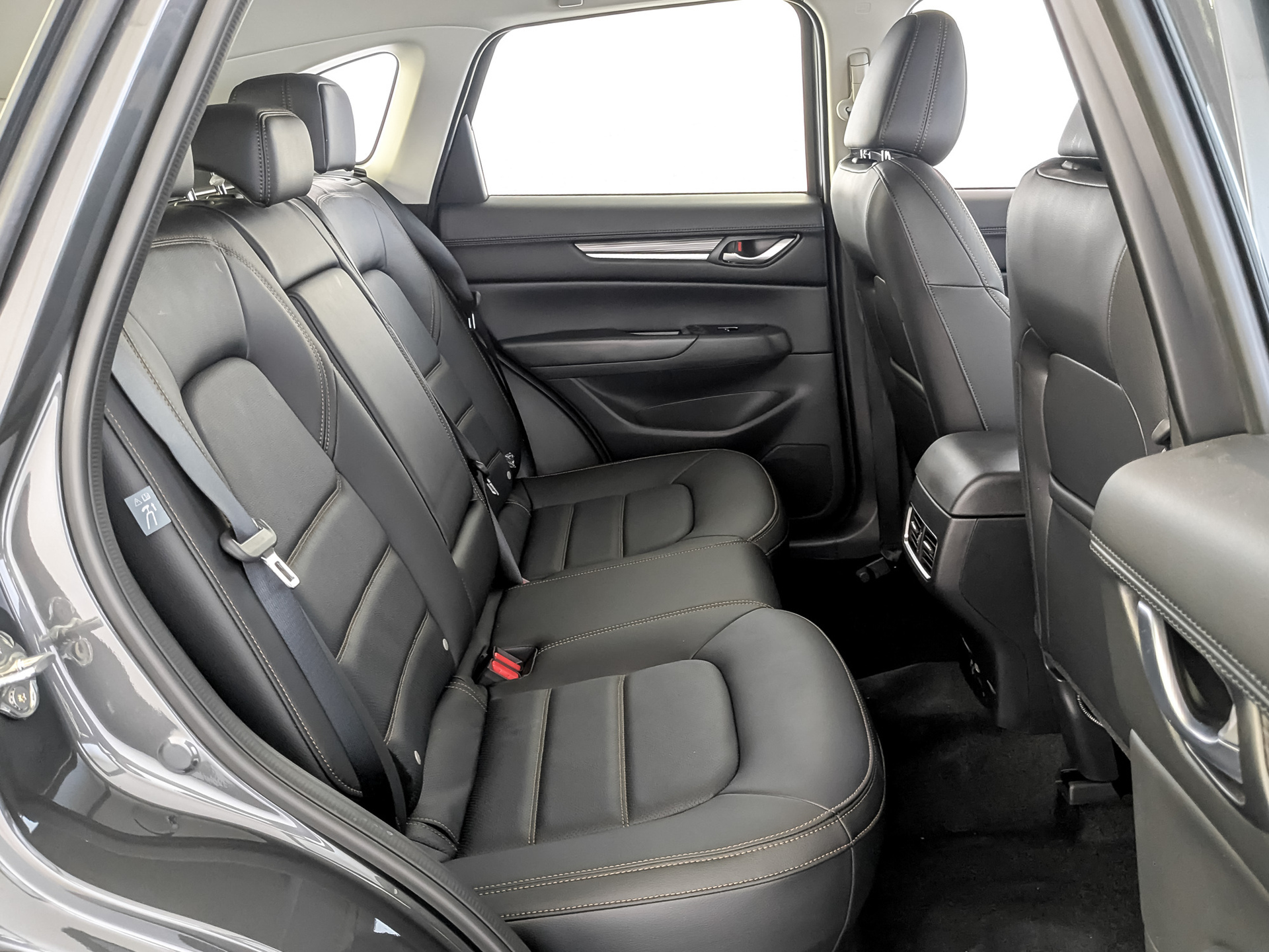 Фото Mazda CX-5 Supreme 2.0L/155 6AT 2WD