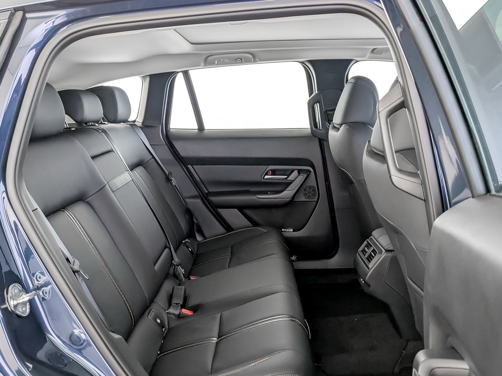 Фото Mazda CX-50 Leading 2.0L/155 6AT 2WD