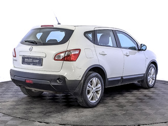 Nissan Qashqai I J10E