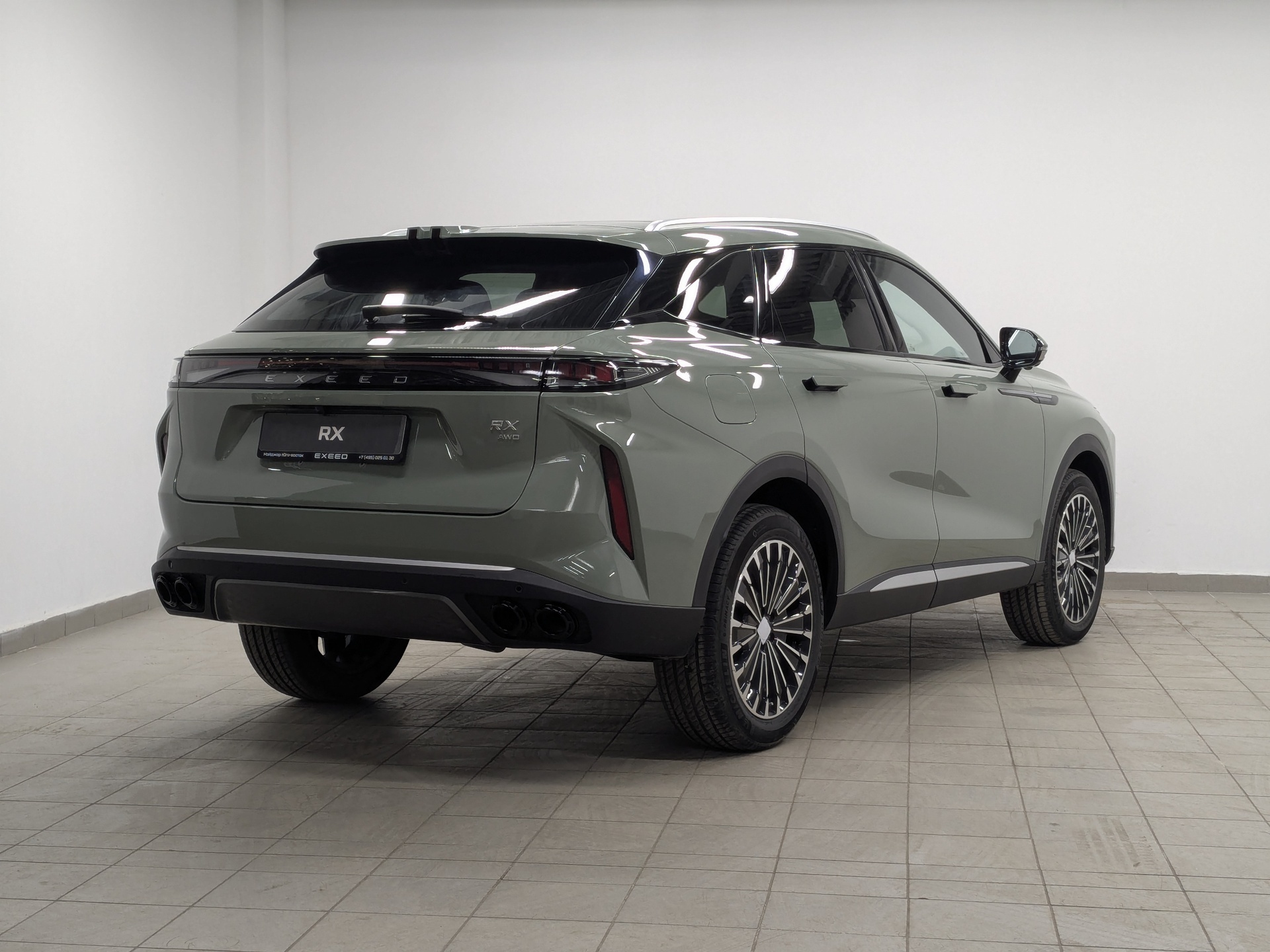 Фото Exeed RX Premium 2.0T/249 8AT 4WD