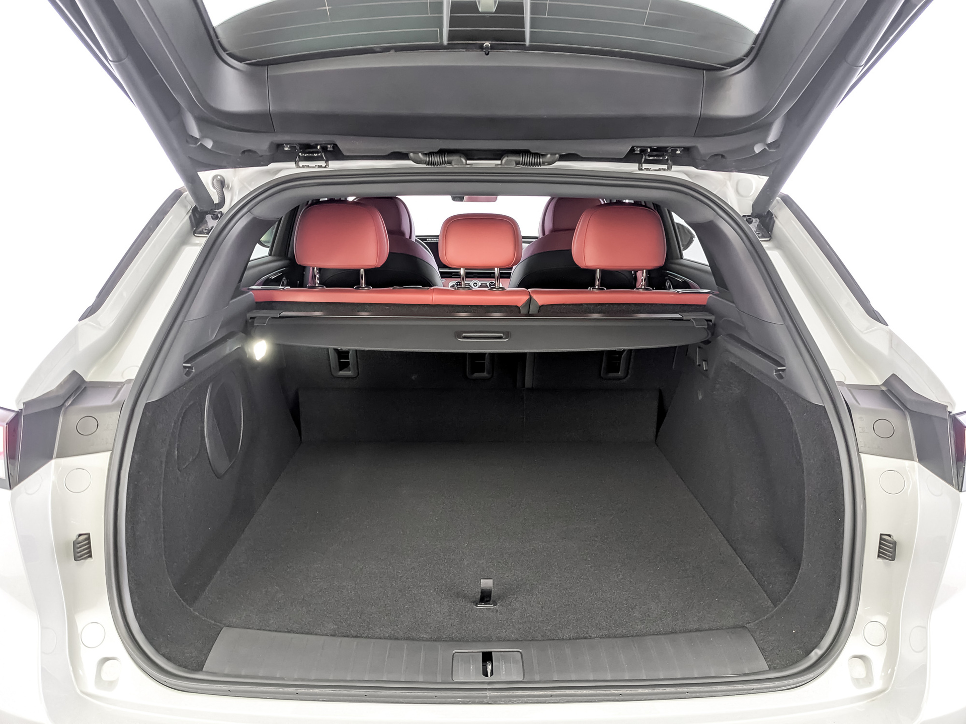 Фото Exeed RX Premium 2.0T/249 8AT 4WD