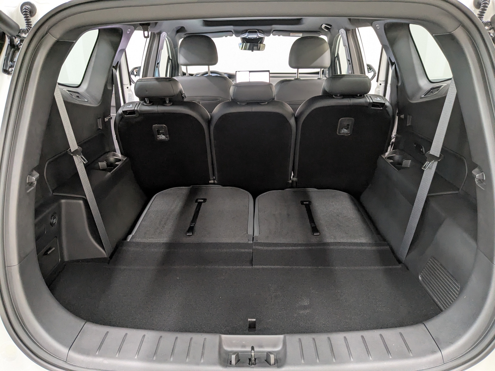 Фото Geely Okavango Flagship 2.0T/200 7RT 2WD