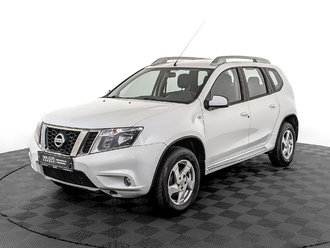 Nissan Terrano D10