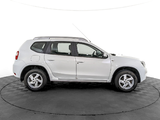 Nissan Terrano D10
