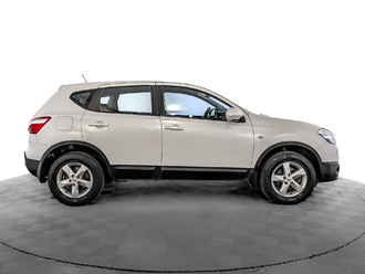 Nissan Qashqai I J10E