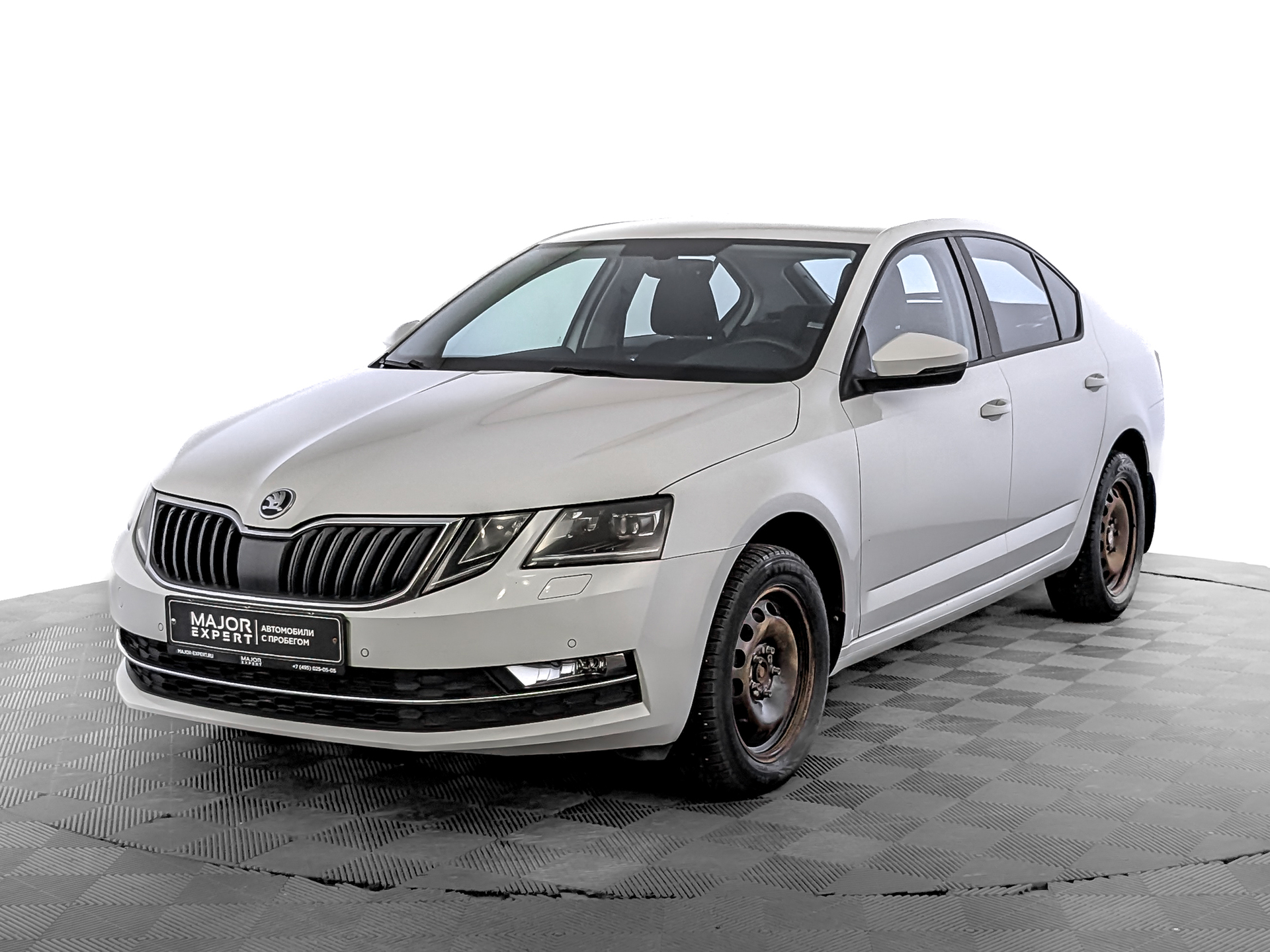 SKODA Octavia 1.60 (110 л.с), автомат, 2020, пробег 118 839 км